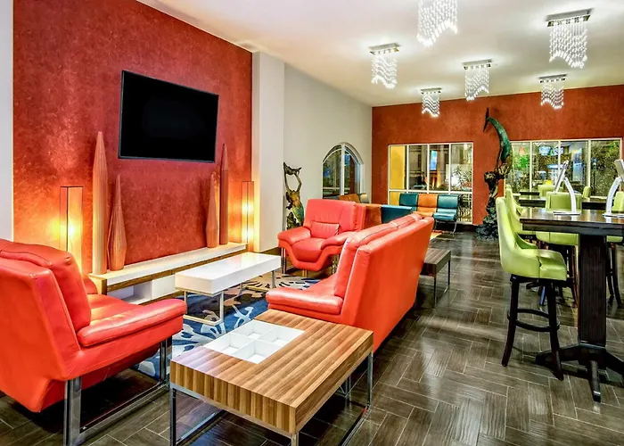 La Copa Inn Beach Hotel