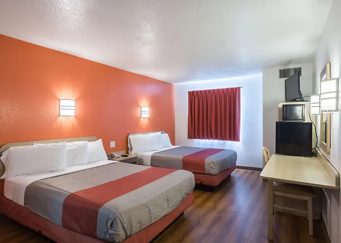Motel 6 Dale, Indiana Near Holiday World And Splashing Safari#Central Time #I64 Highway