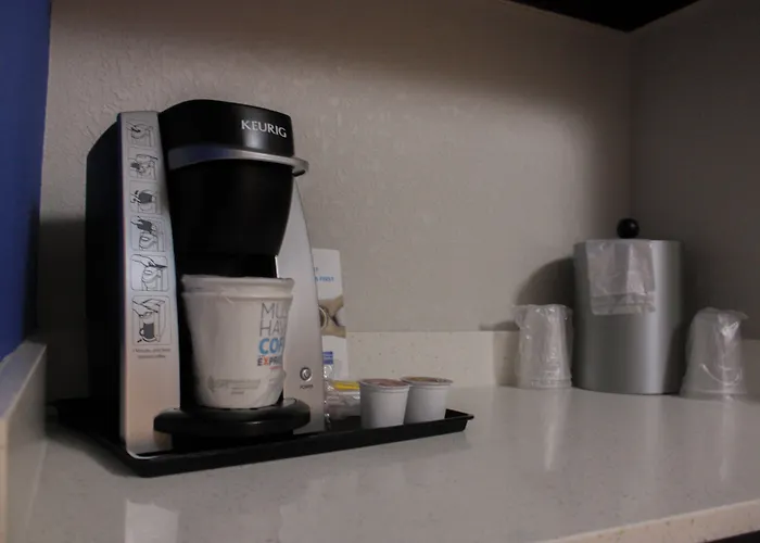 Holiday Inn Express Hotel And Suites Weslaco By Ihg