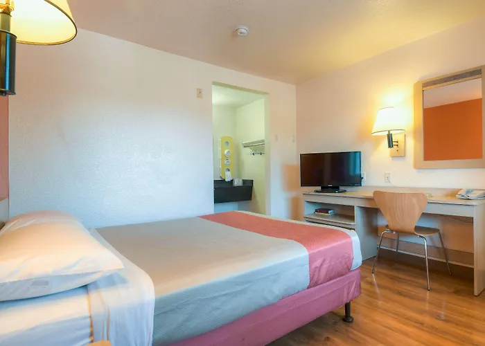 Motel 6-El Cajon, Ca - San Diego