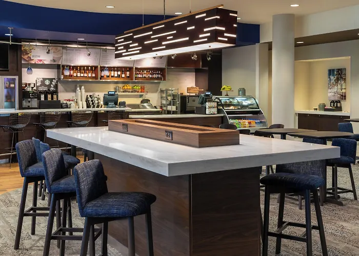 Courtyard By Marriott Fort Lauderdale Airport & Cruise Port