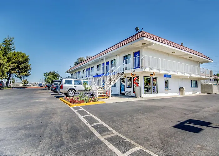 Motel 6-Stockton, Ca - Charter Way West