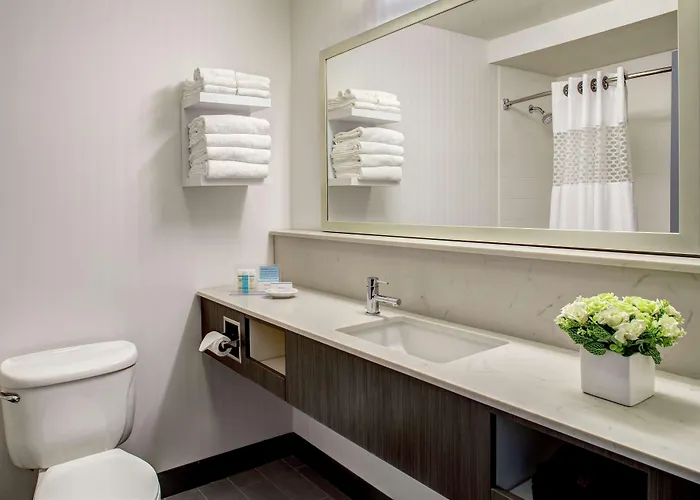 Hampton Inn & Suites Palm Desert