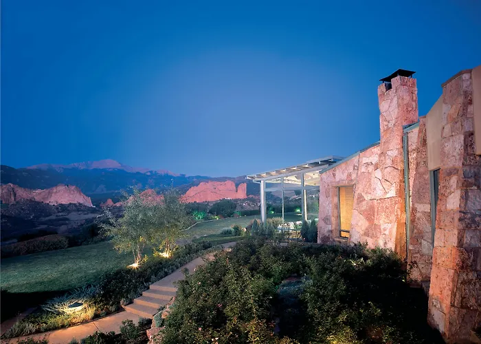 Garden Of The Gods Resort & Club
