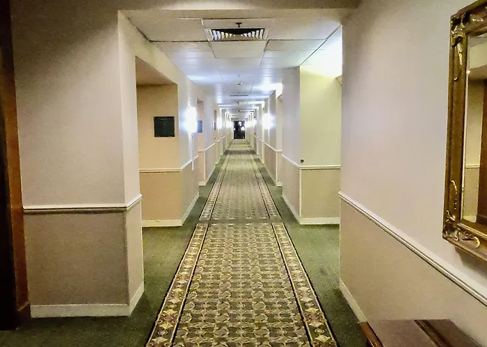 Hotel Mead Resorts & Conventions Center