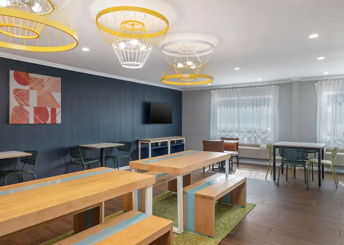 Spark By Hilton Springfield Eugene
