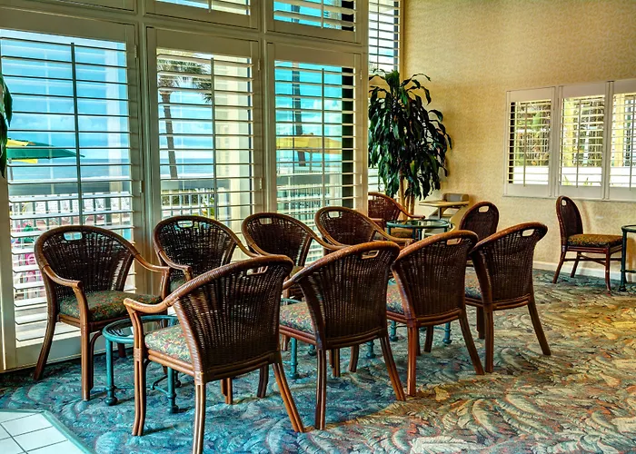 Bahama House - Daytona Beach Shores