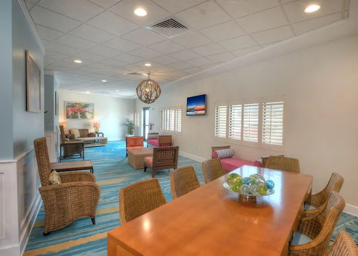 Bahama House - Daytona Beach Shores
