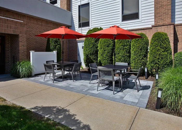 Hampton Inn Coventry-Warwick Area