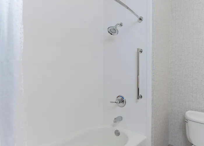 Holiday Inn Express Elk Grove West I-5 By Ihg