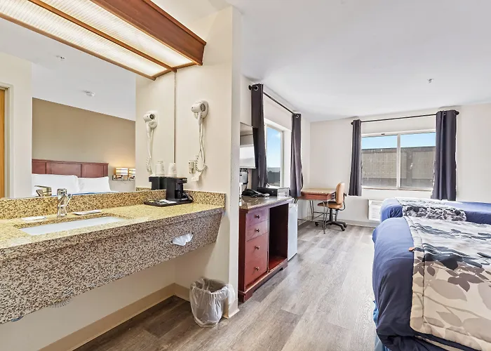 Rodeway Inn & Suites Nampa