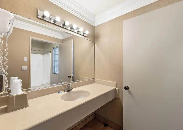 Americas Best Value Inn San Clemente Beach