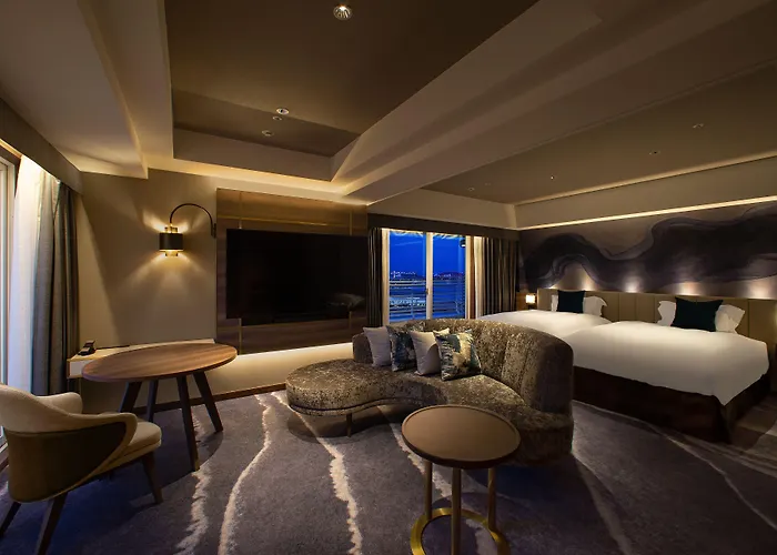Kobe Meriken Park Oriental Hotel