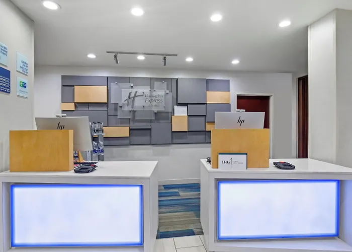 Holiday Inn Express & Suites Locust Grove By Ihg