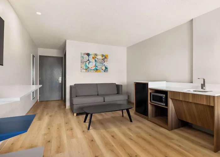 Microtel Inn & Suites By Wyndham New Ulm