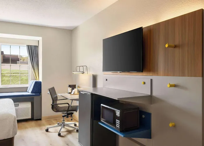 Microtel Inn & Suites By Wyndham New Ulm