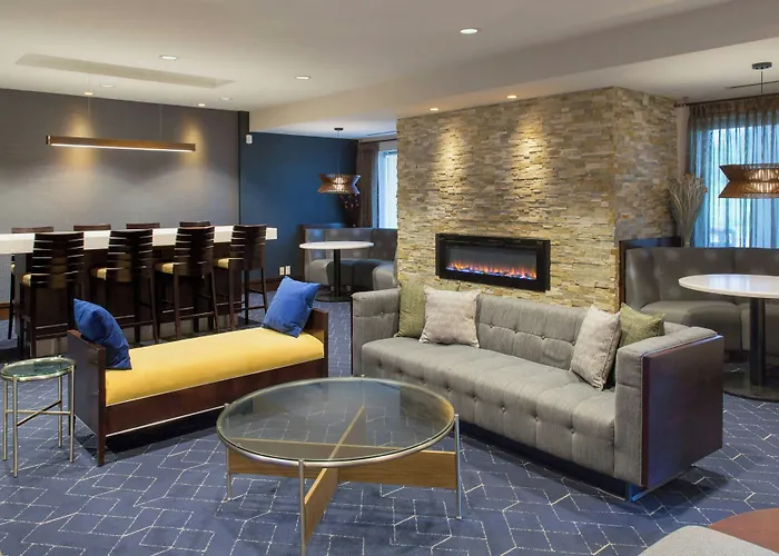 Courtyard By Marriott Buffalo Amherst/University