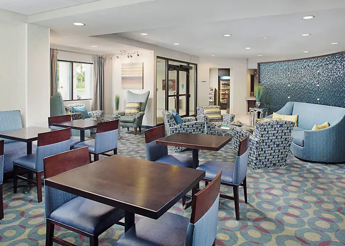Springhill Suites By Marriott Manchester-Boston Regional Airport
