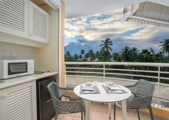 Zenitude Hotel Residences Le Salako