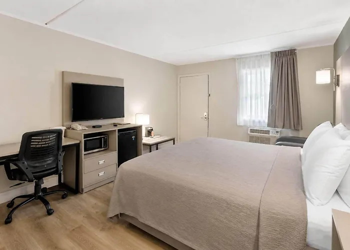 Quality Inn Lancaster