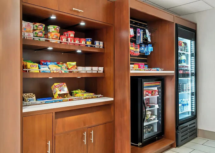 Holiday Inn Express Hotel & Suites Marion By Ihg