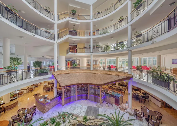 Lotus Therme Hotel & Spa