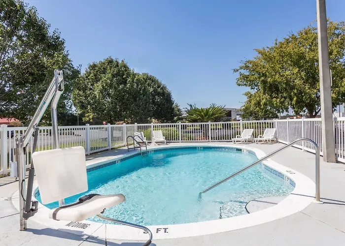 Microtel Inn & Suites Marianna