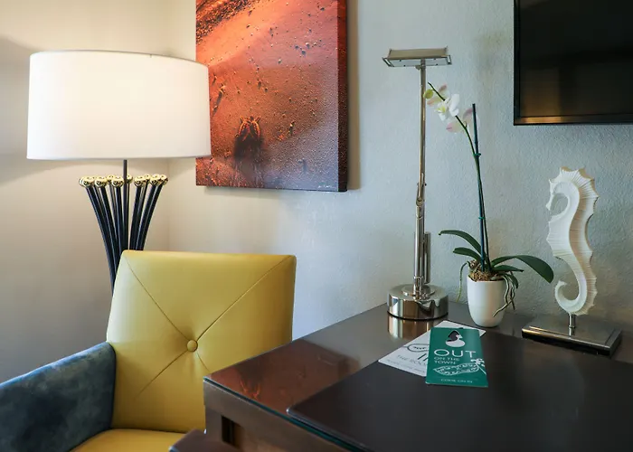 Almond Tree Inn - Adults Only