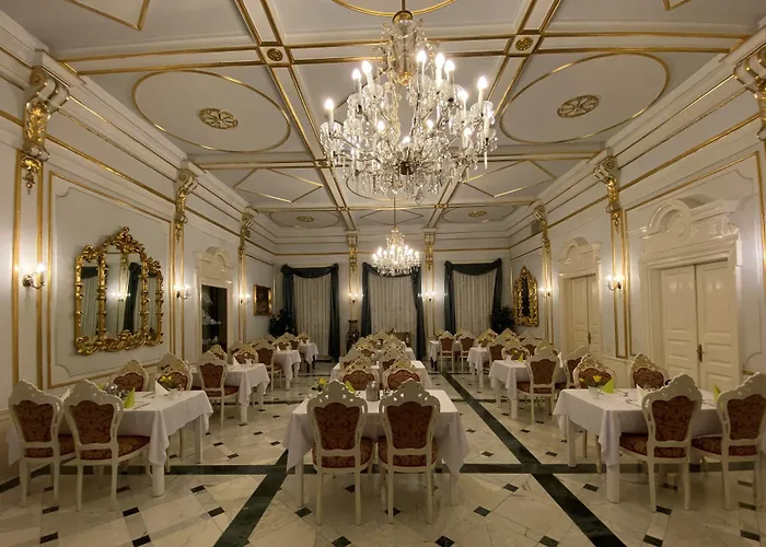 Pannonia Hotel