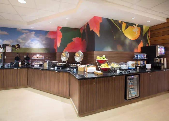 Fairfield Inn & Suites By Marriott Boston Milford