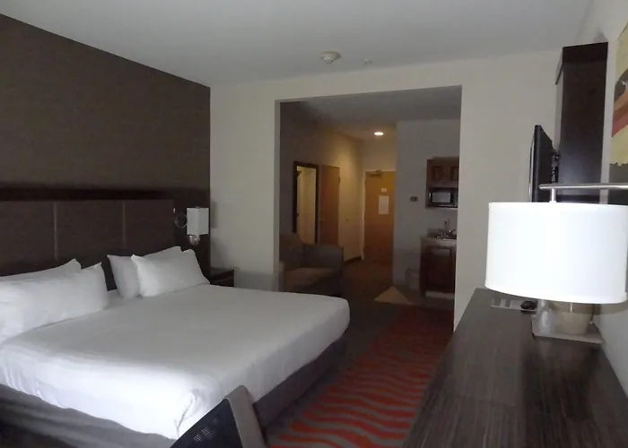 Holiday Inn Express Hotel & Suites Columbus Southeast Groveport By Ihg