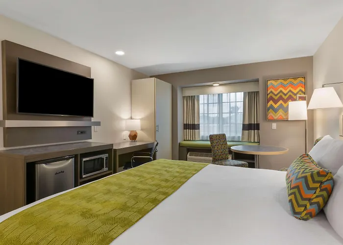 Best Western Plus Yuma Foothills Inn & Suites