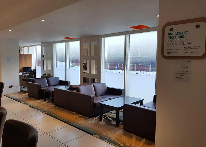 Holiday Inn Express Wakefield By Ihg