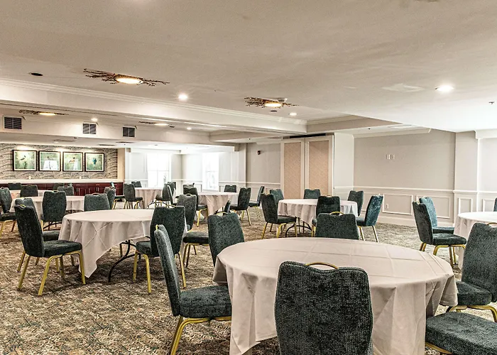 Hampton Inn & Suites Charleston-West Ashley