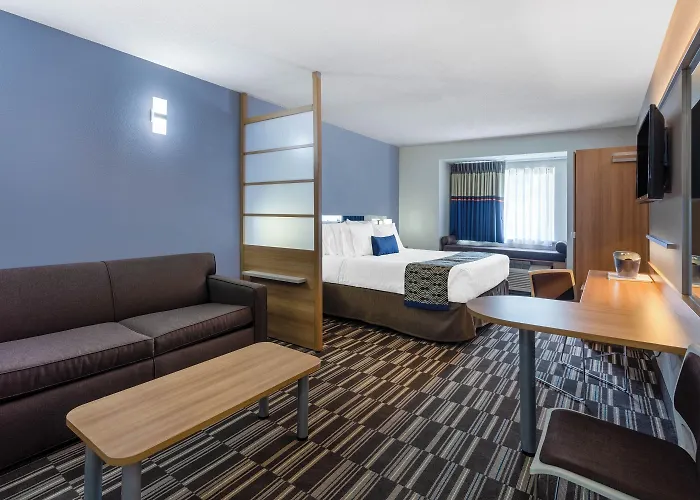 Microtel Inn & Suites By Wyndham Burlington
