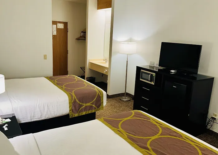 Forest City Inn