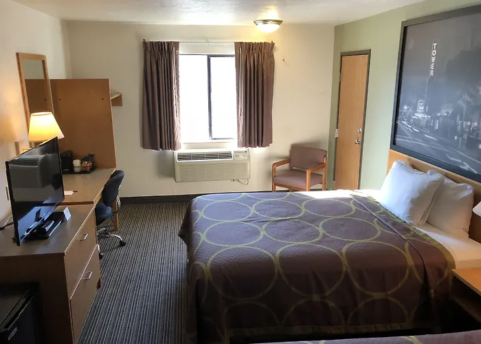 Super 8 By Wyndham Bend