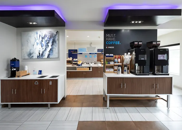 Holiday Inn Express & Suites Chicago West - St Charles By Ihg