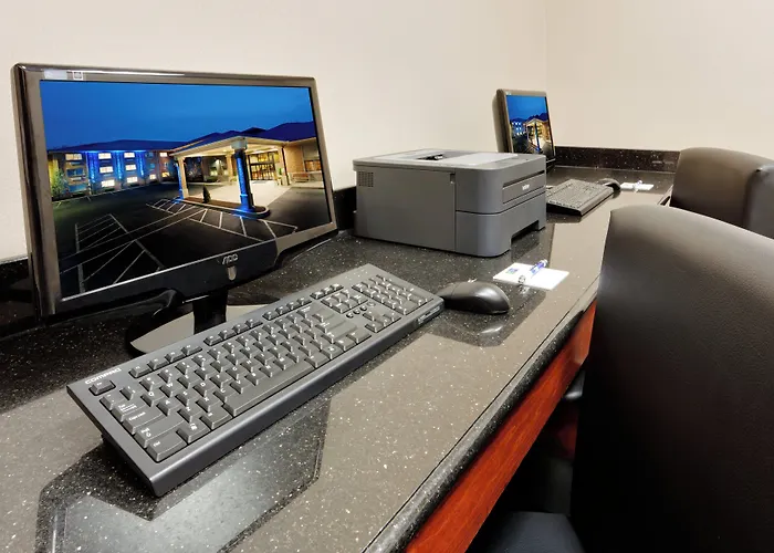 Holiday Inn Express & Suites Smithfield - Providence By Ihg