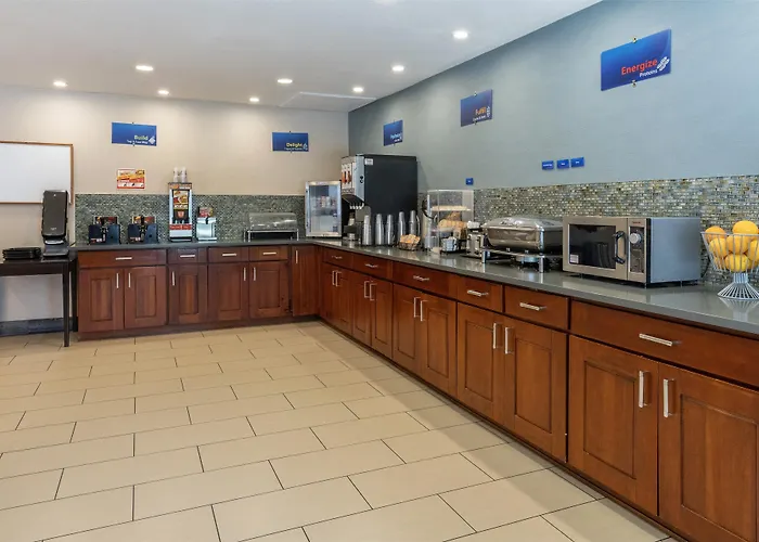 Best Western Long Beach Inn