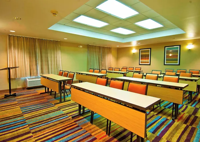 Fairfield Inn & Suites Jackson Airport