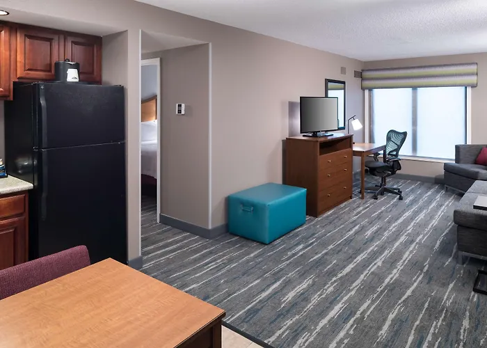 Hampton Inn & Suites Chicago North Shore