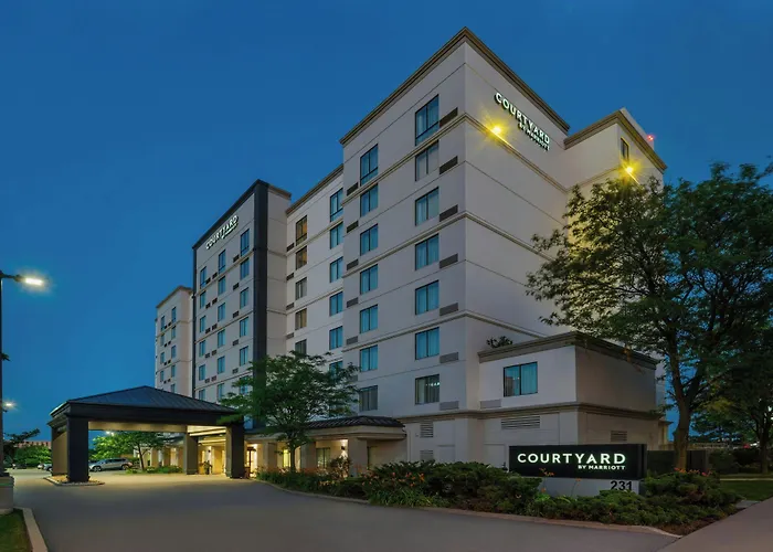 Courtyard By Marriott Toronto Airport Hotel