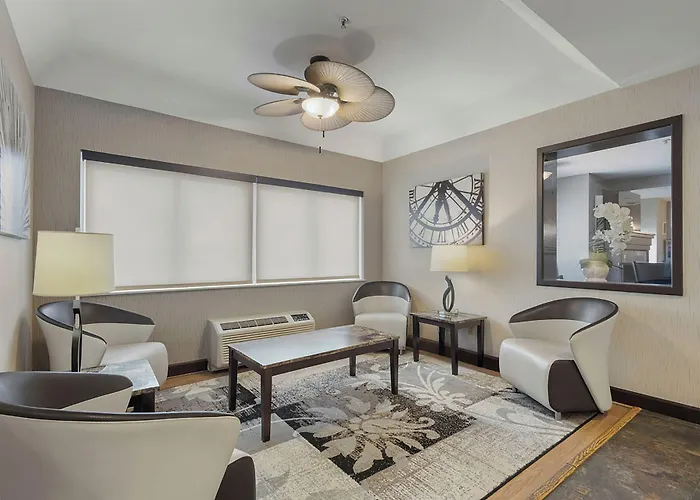 Best Western Crown Inn & Suites - Batavia