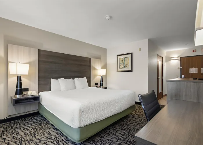 Best Western Crown Inn & Suites - Batavia