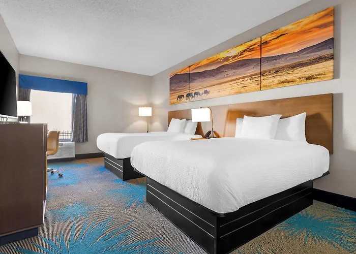 Days Inn & Suites By Wyndham Ridgeland