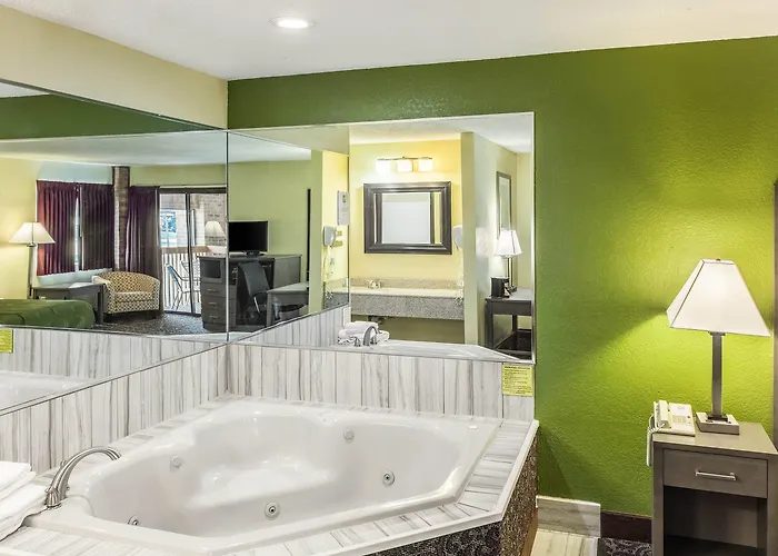 Quality Inn Decatur Near Us-224