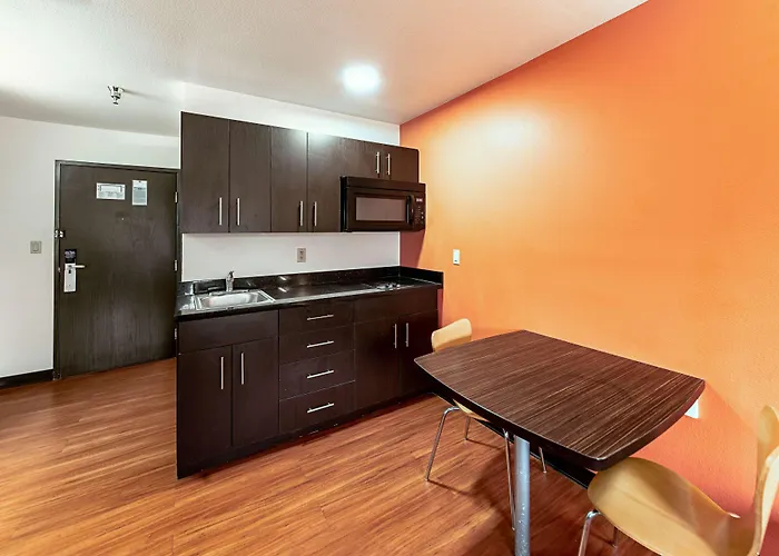 Motel 6-Lebanon, In