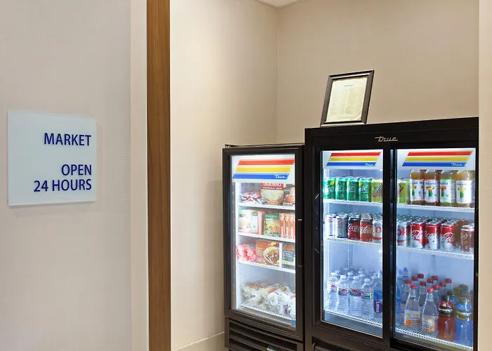 Holiday Inn Express & Suites Oakland - Airport By Ihg