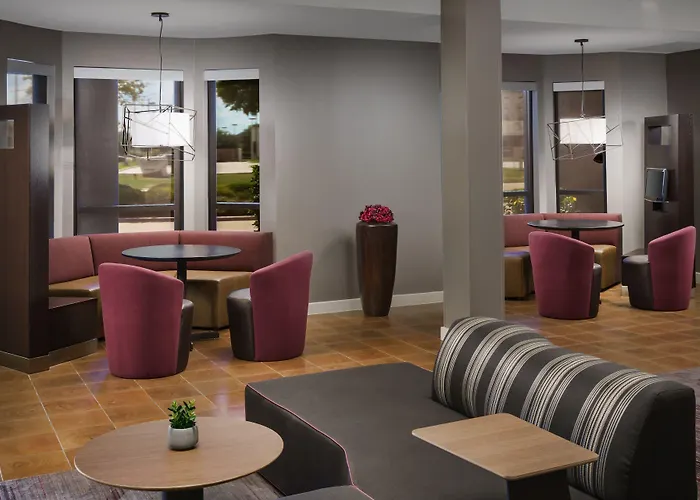Courtyard By Marriott Dallas Lewisville